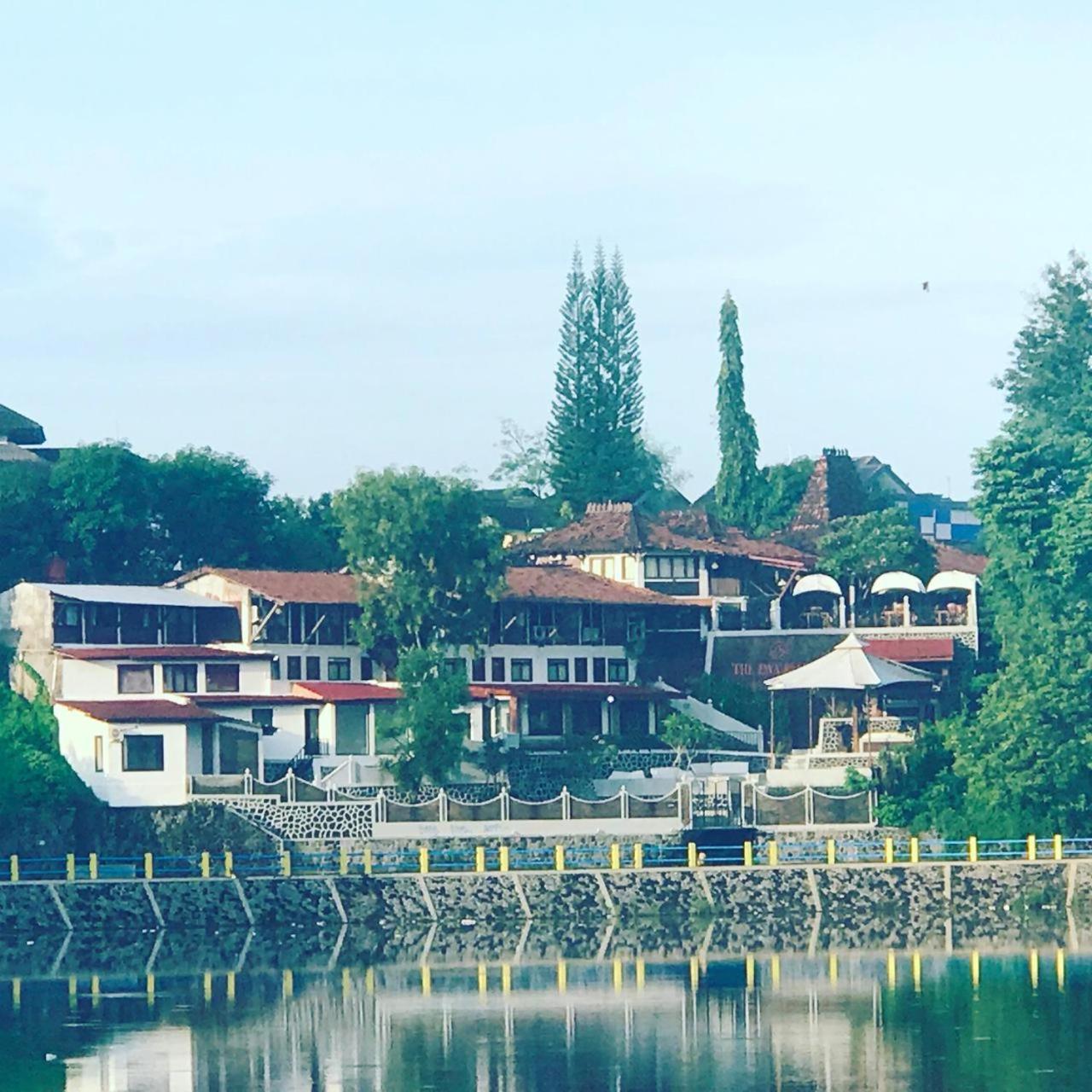 Omah Kenangan At Seven Trumpets Resort Maguwo Kültér fotó