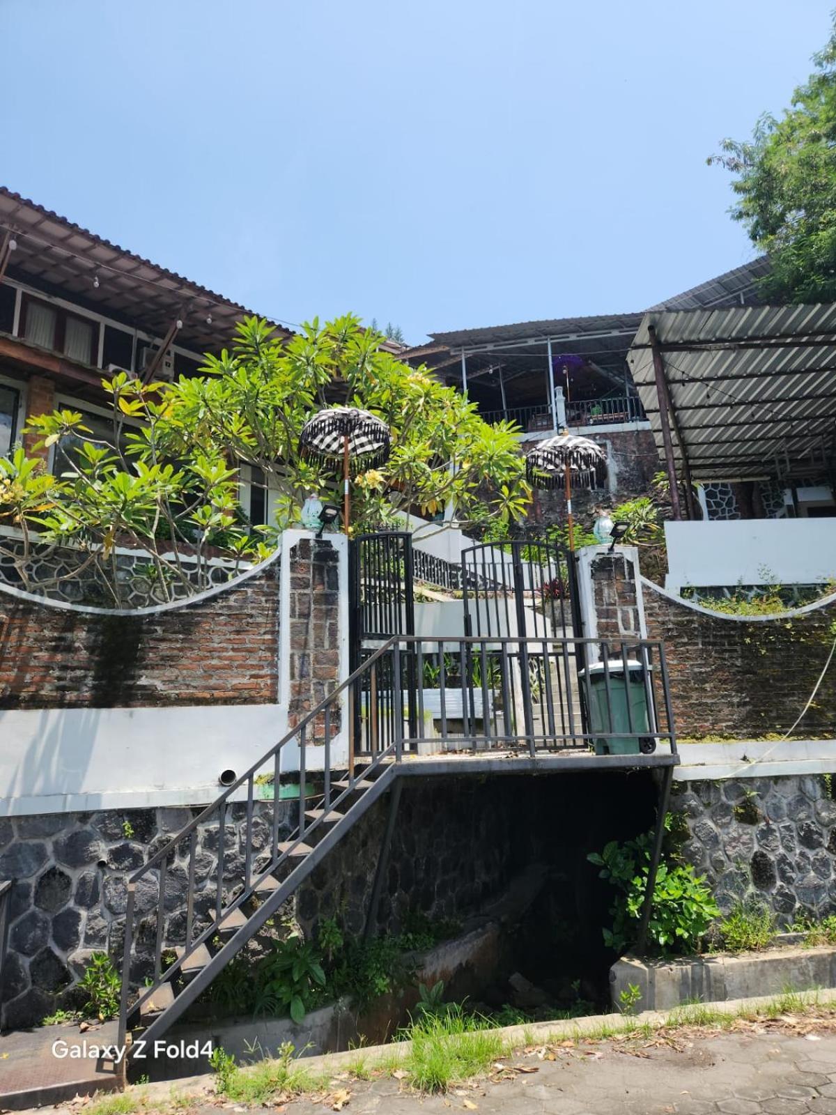 Omah Kenangan At Seven Trumpets Resort Maguwo Kültér fotó